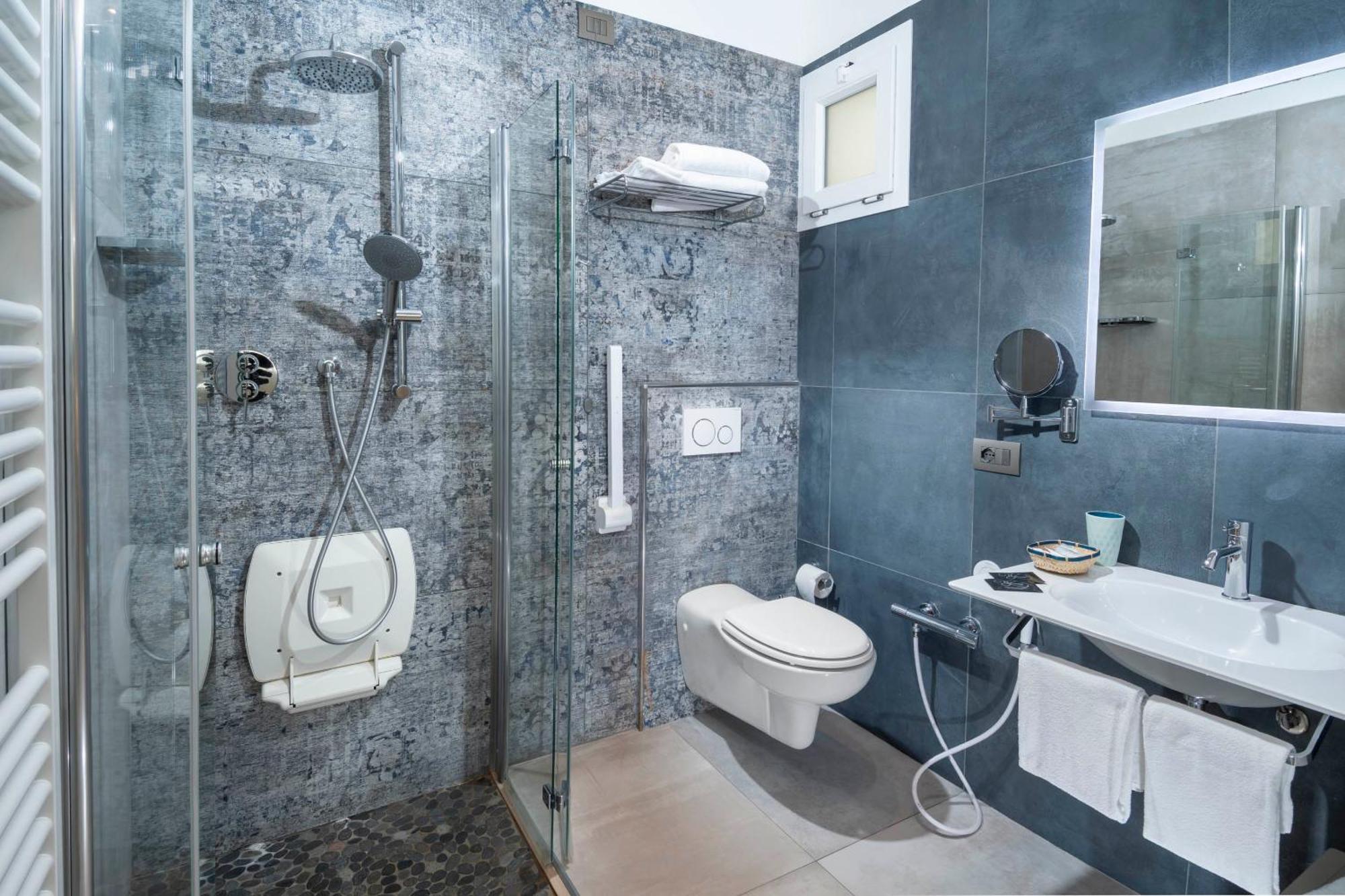 B&B Primrose Residence Hotel Rimini Exteriör bild